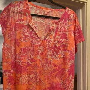 Size large Lilly linen t shirt. EUC.